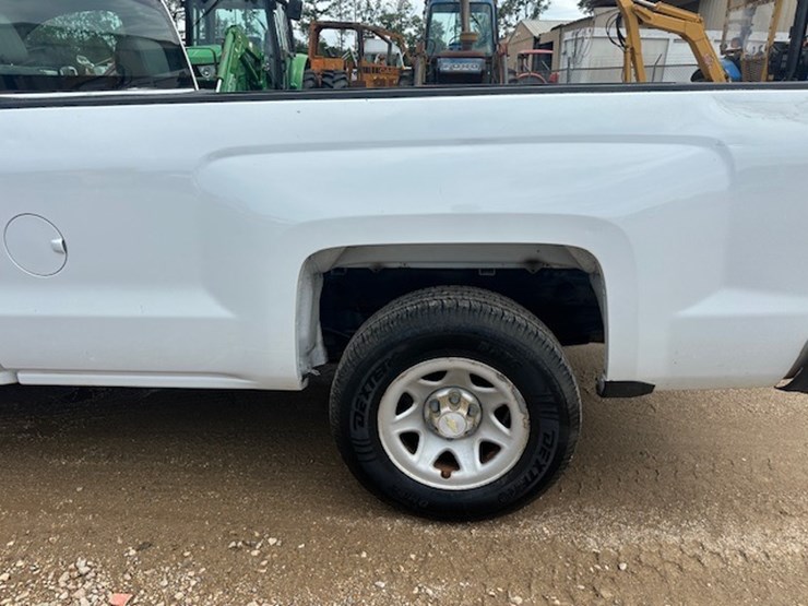 #00780-•-2014-chevy-silverado-pickup-image-10