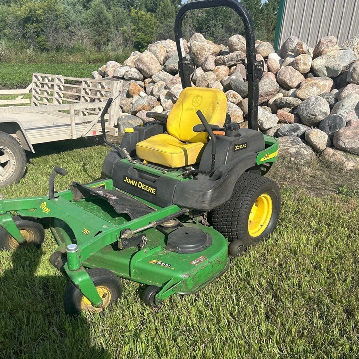 2005 JOHN DEERE 757