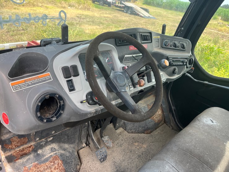 kubota-rtv1100-image-8