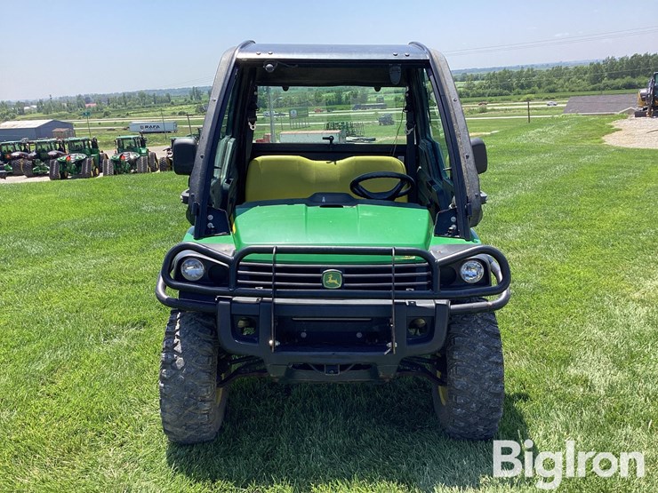 2015-john-deere-gator-image-2