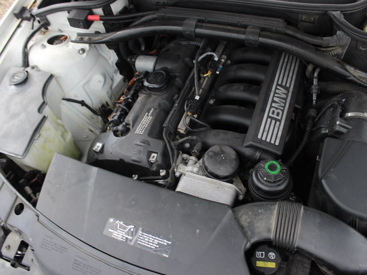 2010-bmw-x3-image-17