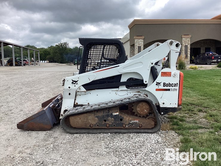 2011-bobcat-t870-image-8