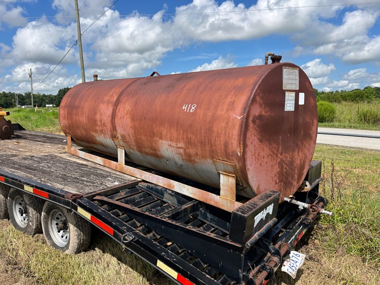 #418-•-steel-diesel-tank-with-lifting-eye-image-3