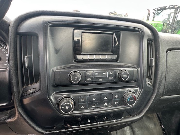 #00780-•-2014-chevy-silverado-pickup-image-31
