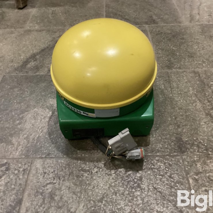 2011 JOHN DEERE STARFIRE 3000