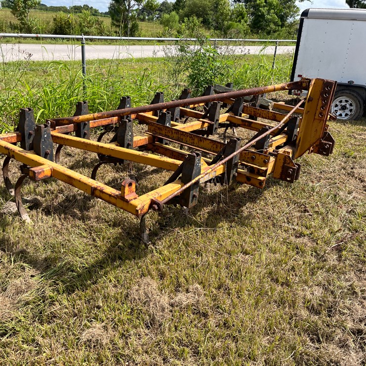 #419 • TAYLOR- WAY 600277 CHISEL PLOW