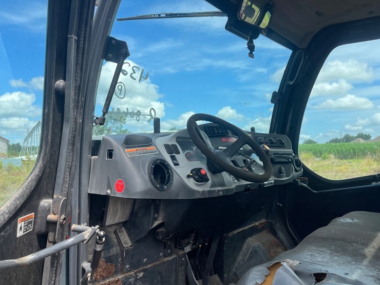 kubota-rtv1100-image-7
