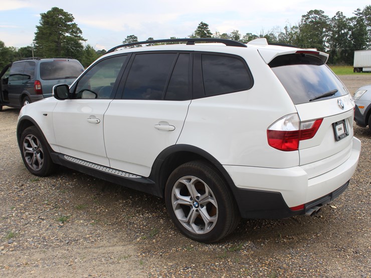 2010-bmw-x3-image-4