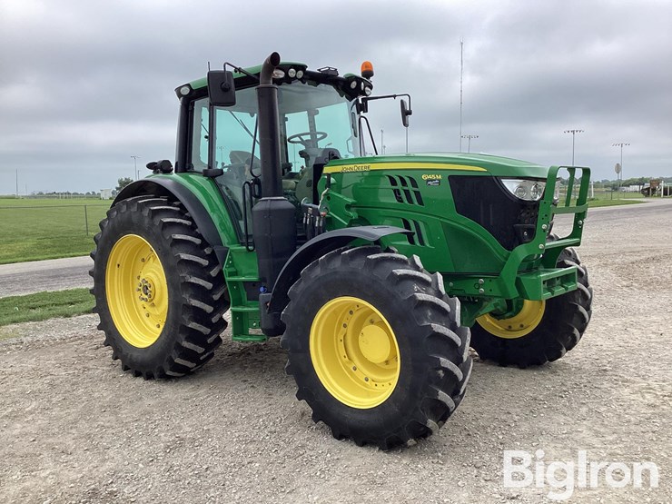 2023-john-deere-6145m-image-3
