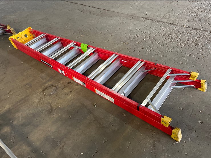 #72-•-louisville-ladder-max-reach-12.3-image-4
