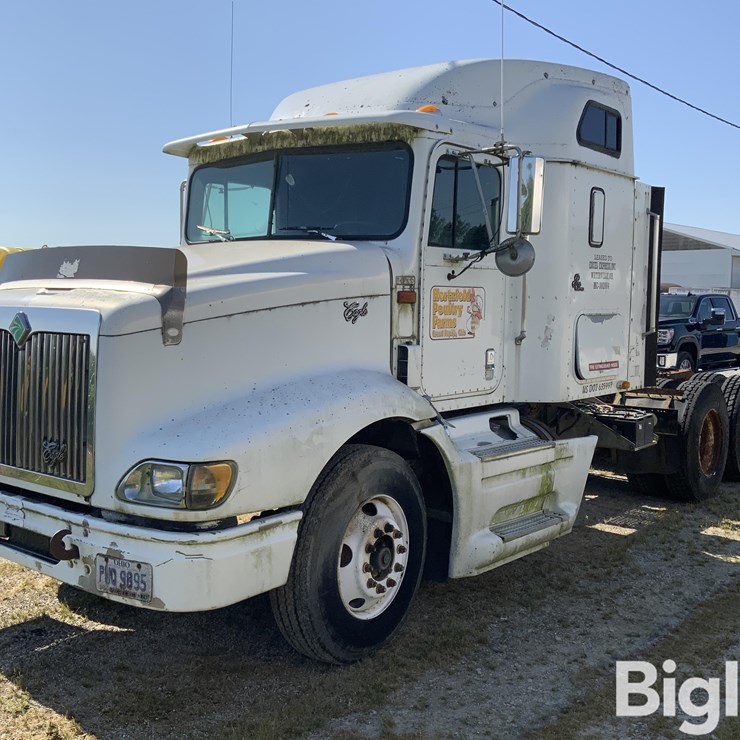 1997 INTERNATIONAL 9200