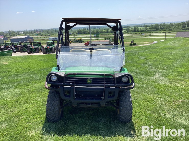 2011-john-deere-gator-image-2