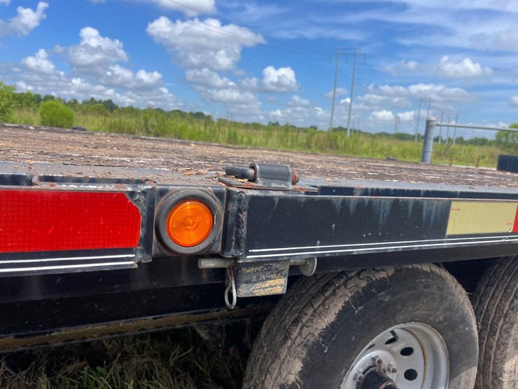 #416-•-texas-bragg-gooseneck-trailer-image-18