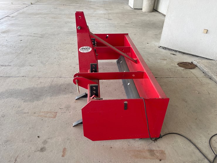 #8-•-5ft-box-blade-image-2