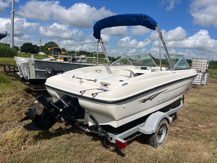 #400-•-bayliner-175-inboard/-outboard-boat-image-3