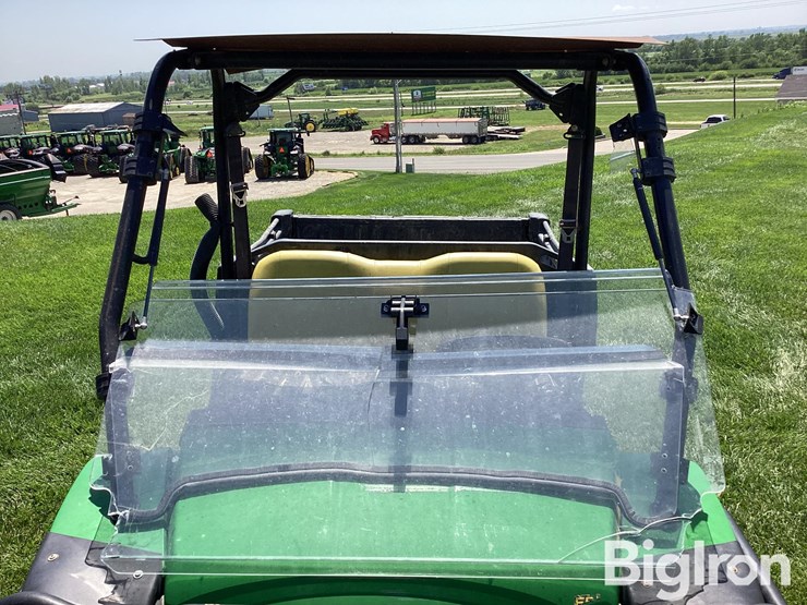 2011-john-deere-gator-image-14