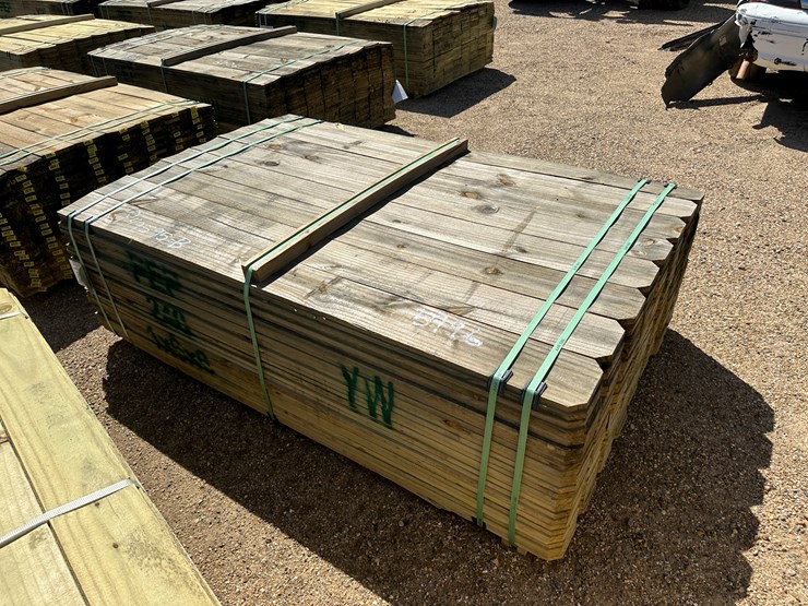 #50417c-•-bundle-of-5/8-x-6-x-6-fence-boards-image-1