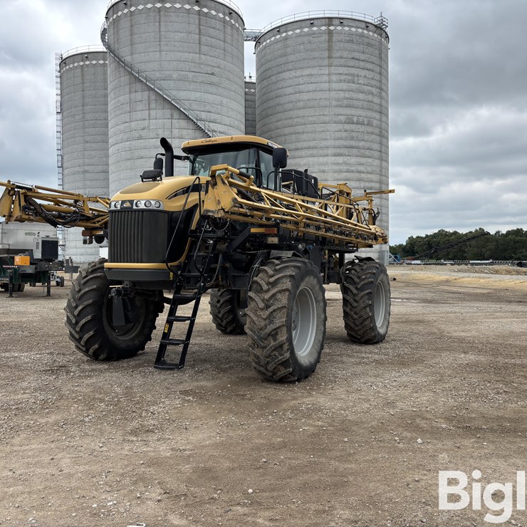 2016 AG-CHEM RG1100B