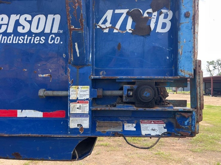 2014-caterpillar-c18-image-36