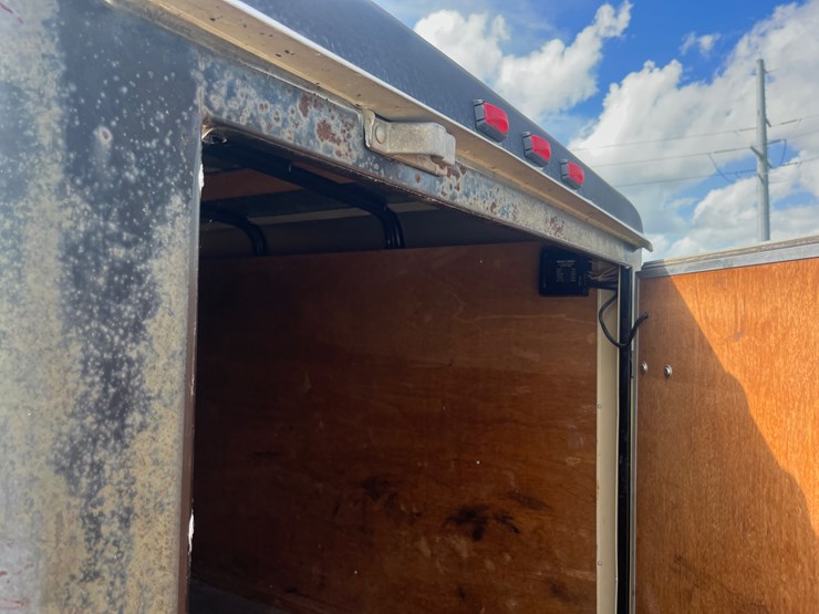 #420-•-1995-wells-cargo-bumper-pull-enclosed-trailer-image-12