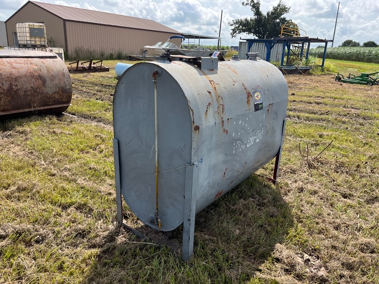 #413-•-approx-150-gal-oil-tank-image-4