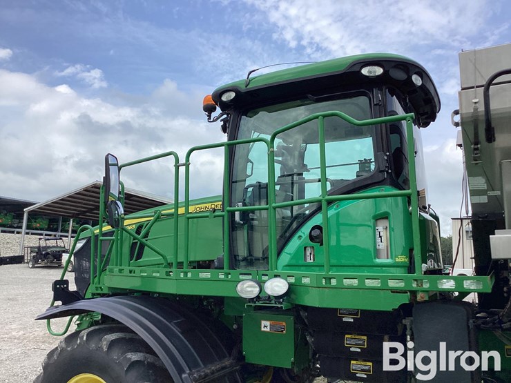 2019-john-deere-f4365-image-13