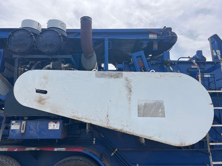 2014-caterpillar-c18-image-18