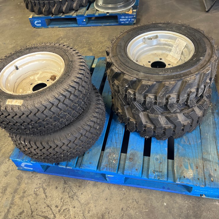 #89 • 2 SETS OF ASSORTED FRONT TIRES