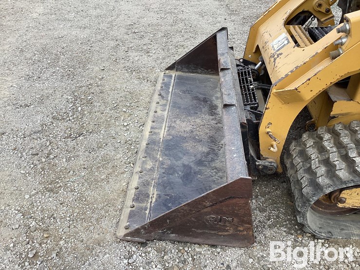 2016-caterpillar-279d-image-11