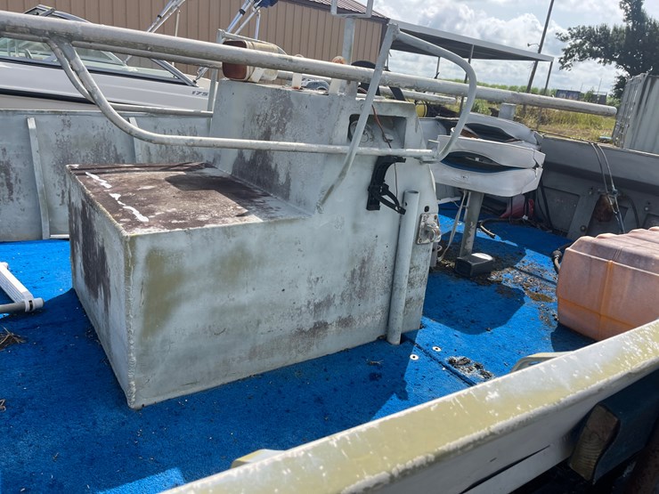 #401-•-flat-bottom-aluminum-boat-with-trailer-image-7