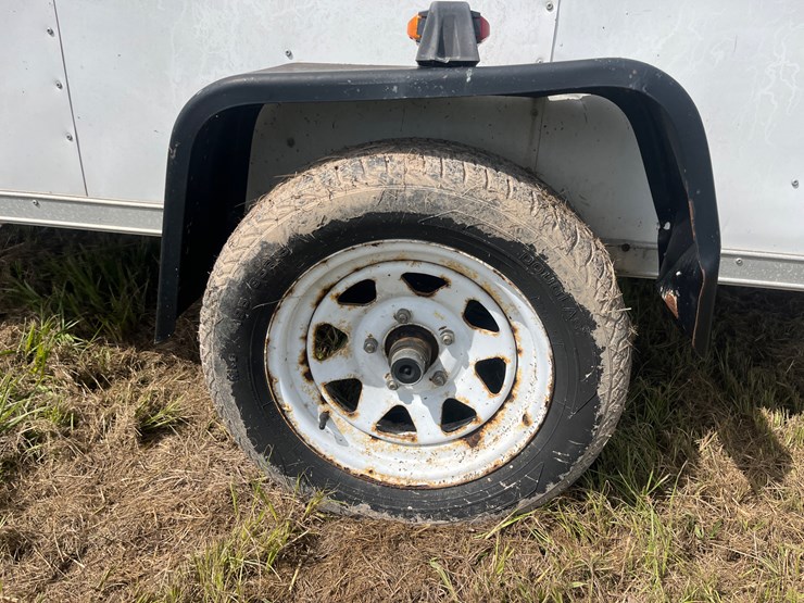 #420-•-1995-wells-cargo-bumper-pull-enclosed-trailer-image-5