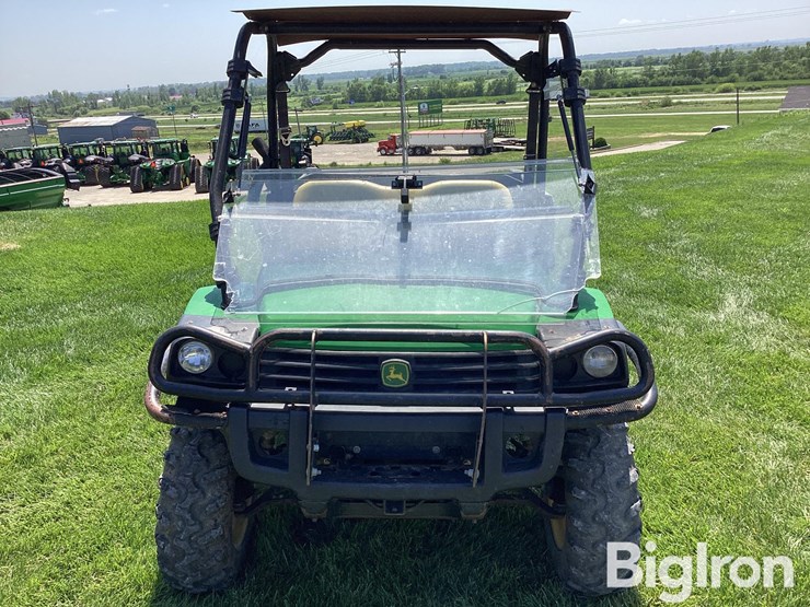 2011-john-deere-gator-image-9