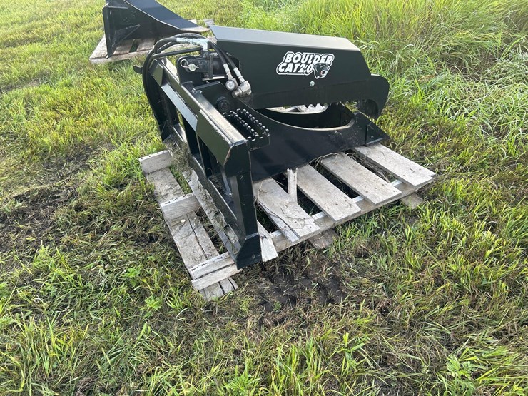 caterpillar-20-image-4