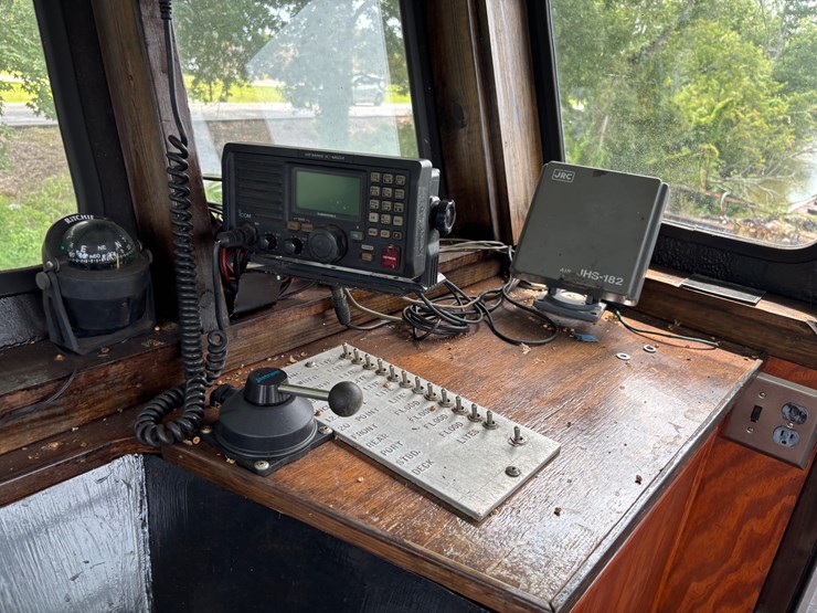 #7-•-"miss-joan"-1968-46'-steel-tugboat-image-16