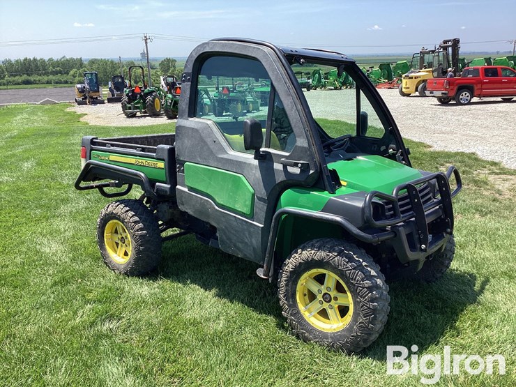 2015-john-deere-gator-image-3