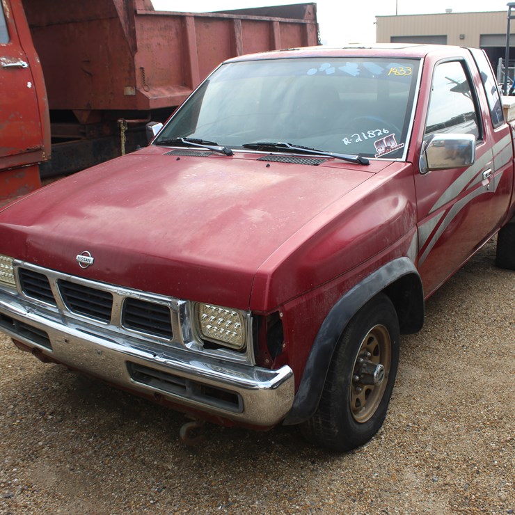 #21826 • 1997 EXTENDED CAB FOR PARTS/REPAIRS