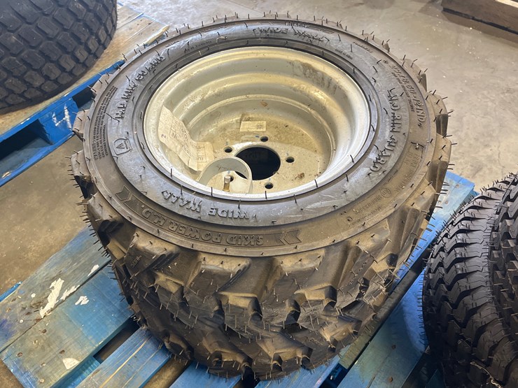 #89-•-2-sets-of-assorted-front-tires-image-4
