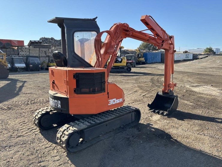 kubota-kh30sr-image-3