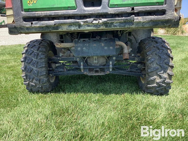 2011-john-deere-gator-image-19