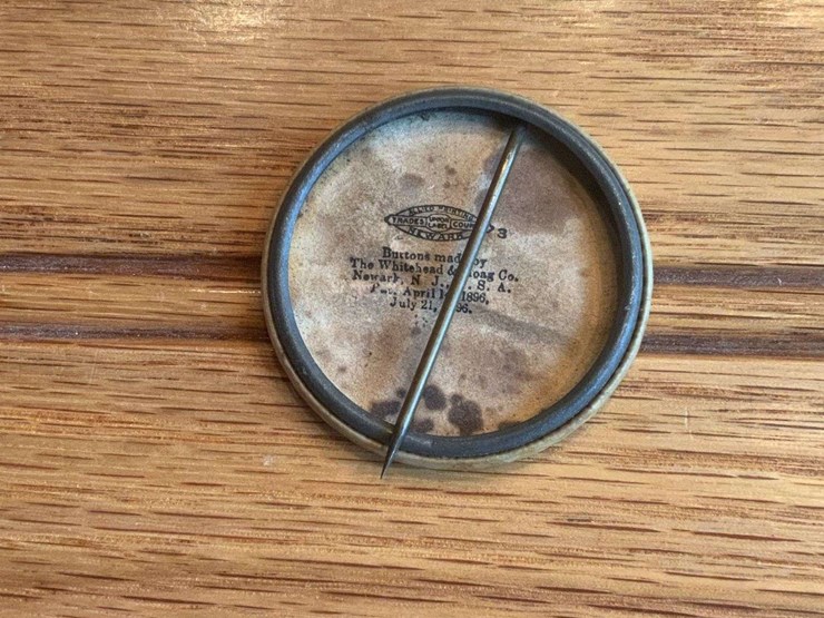 john-deere-button-image-2