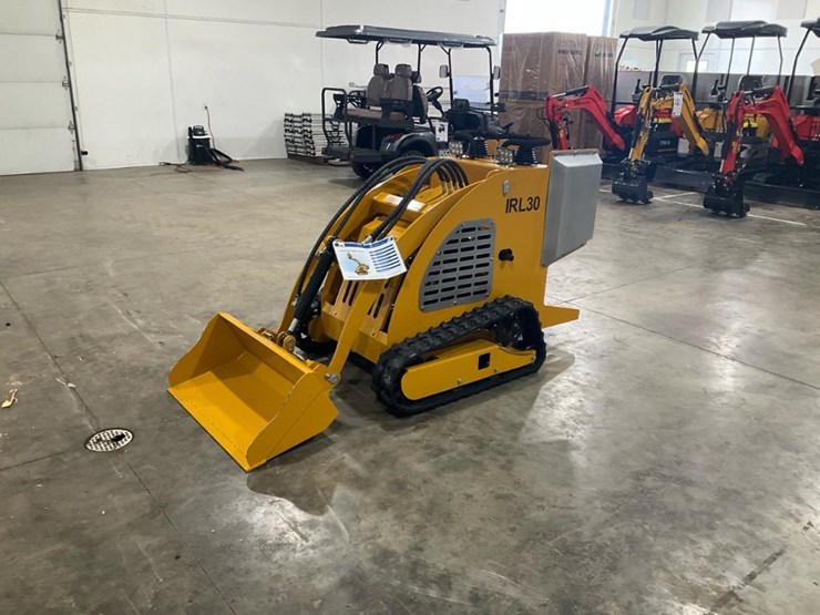 #1000-•-unused-irl30-mini-skid-steer-image-1