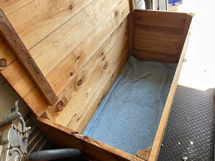 #10804-•-wood-chest-image-7