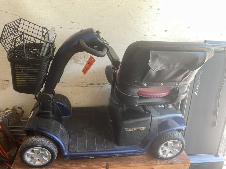 #8578-•-pride-electric-wheelchair-(st)-image-1