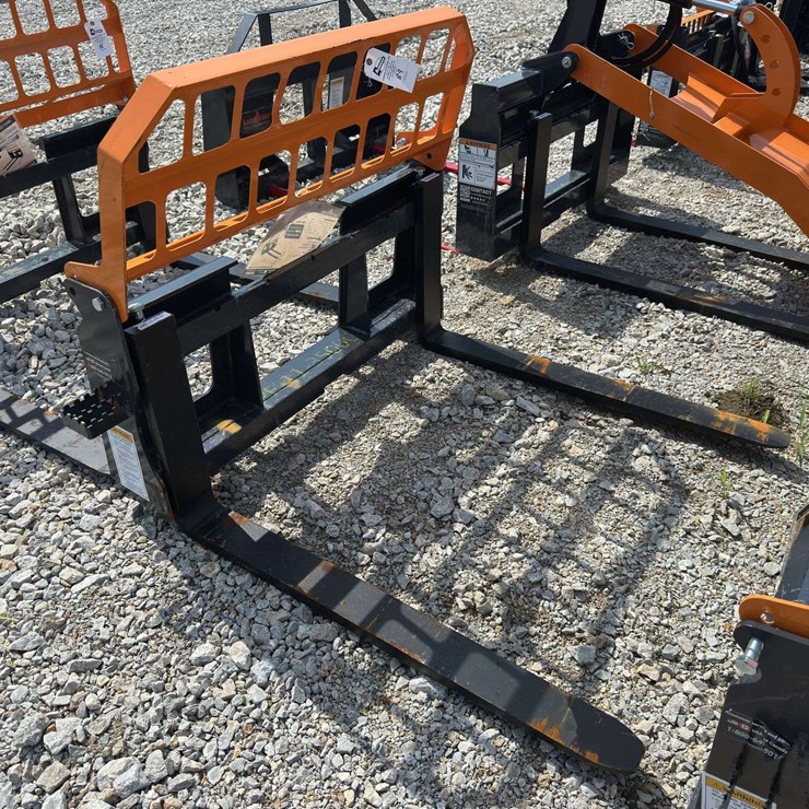 Skid Steer Fork Attachment