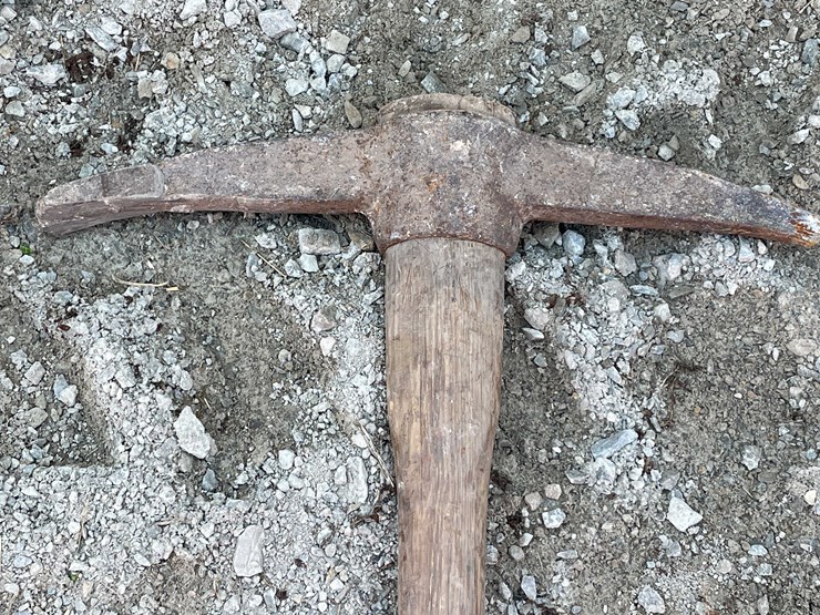 #8588-•-(5)-gardening-tools-image-4