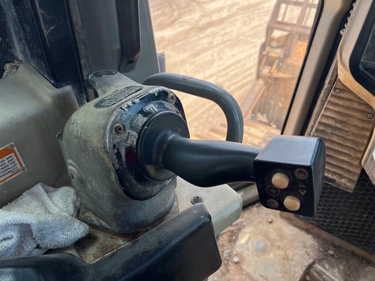 caterpillar-d6r-xl-image-24