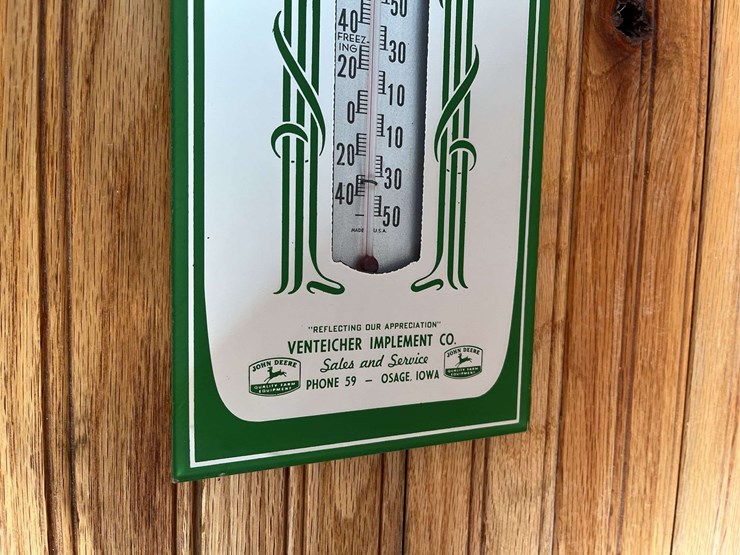 john-deere-mirror-thermometer-image-4