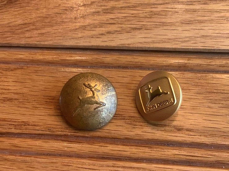 (2)-john-deere-buttons-image-1