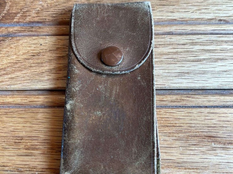 john-deere-tite-wad-wallet-image-2