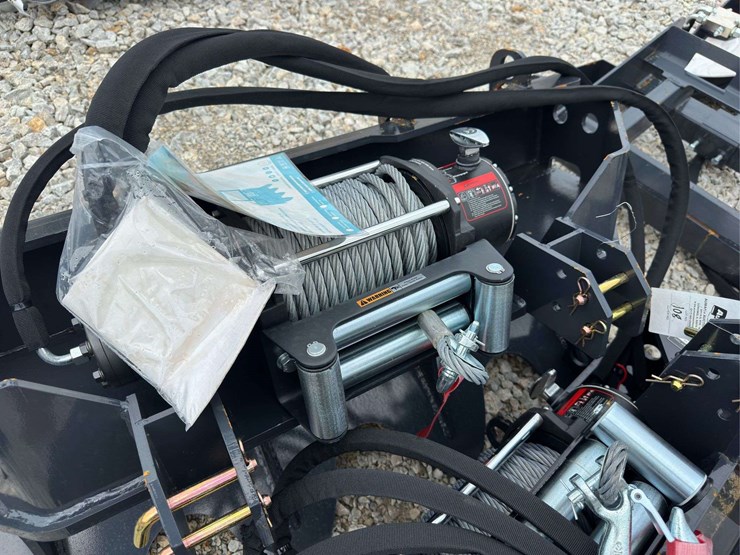 skidsteer-hydraulic-winch-image-2